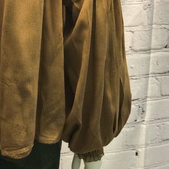 NEW FREE PEOPLE AUTHENTIC PEASANT STYLE FLOWY TOP. CAN BE WORN 2 WAYS - Picture 11 of 16